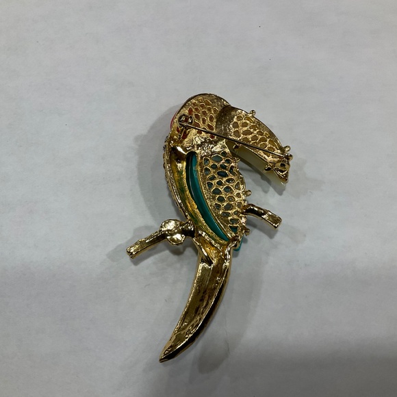 Unsigned Hattie Carnegie Toucan Brooch - Picture 2 of 4
